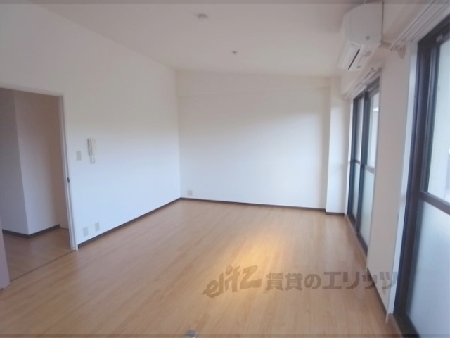 居室・リビング　洋室