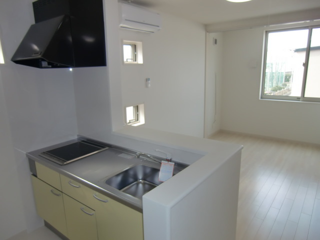 キッチン　反転タイプ別室参考写真※現状優先