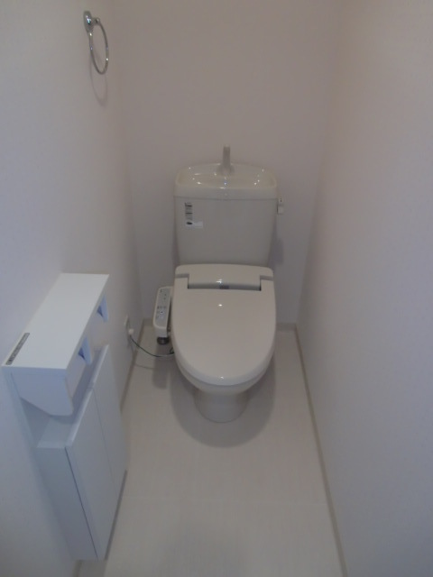 トイレ　反転タイプ別室参考写真※現状優先