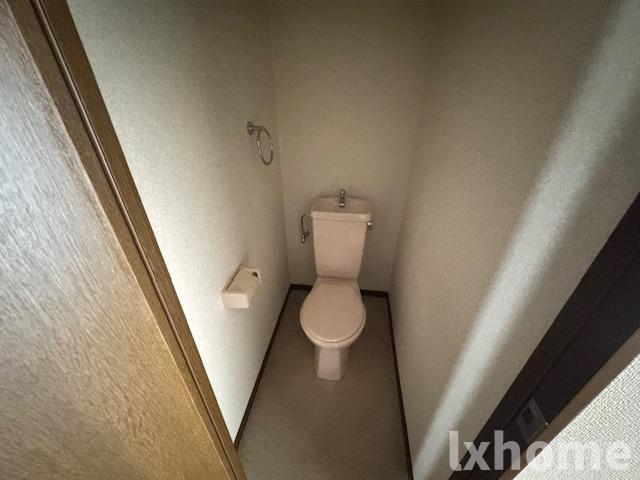 トイレ　清潔感のあるトイレです