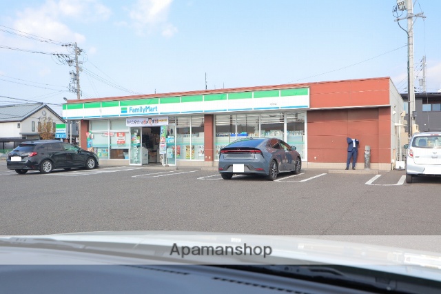 コンビニ　ファミリーマート岐南店（コンビニ）まで618m