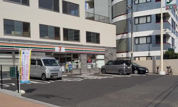 コンビニ　セブンイレブン川崎末長店（コンビニ）まで135m