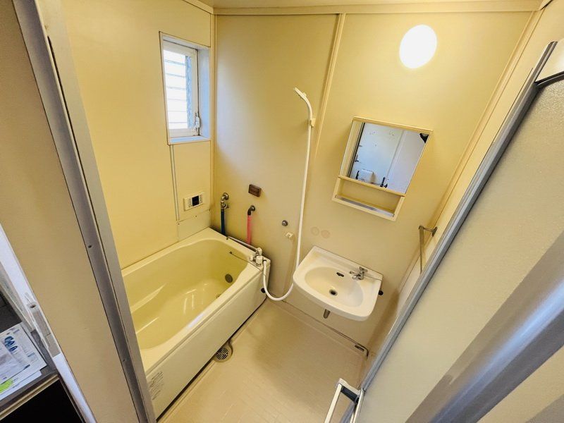 バス・シャワールーム　バス