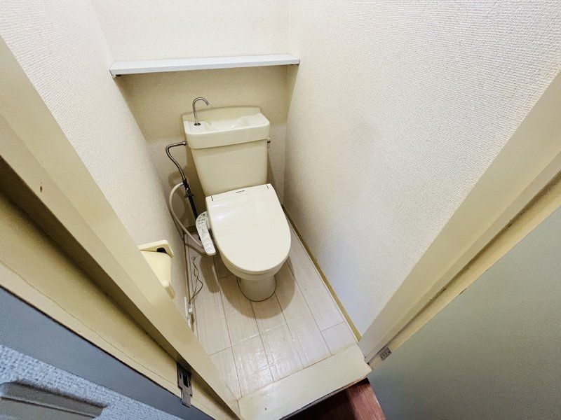 トイレ　トイレ