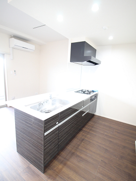 キッチン　※他室写真～現況優先～