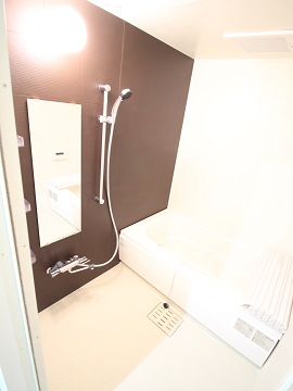 バス・シャワールーム　※他室写真～現況優先～