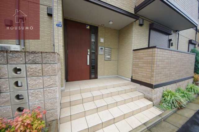 エントランス　建物の内部です