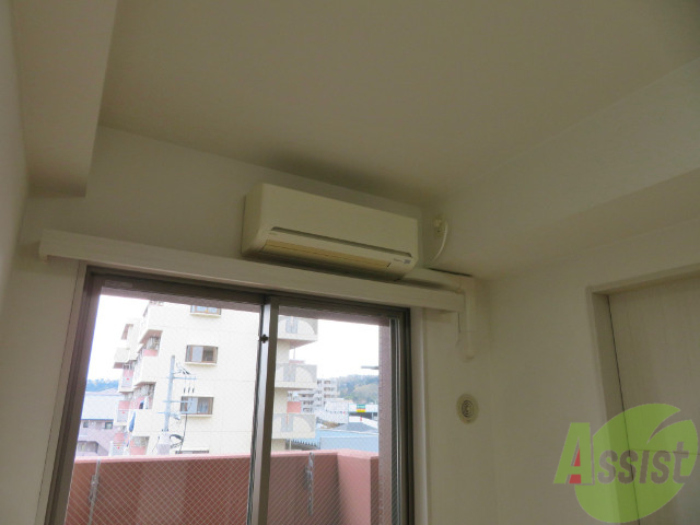 その他設備　エアコン付きなので、寒暖対策はバッチリです。