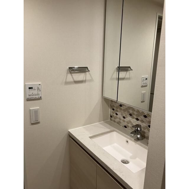 洗面設備　※別部屋の写真です