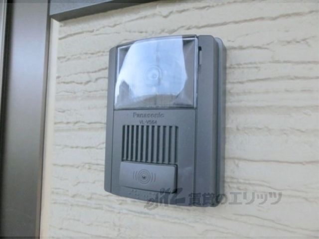 玄関　インターフォン