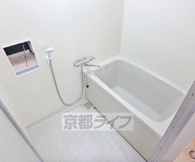 バス・シャワールーム　一日の疲れを癒すバスルーム