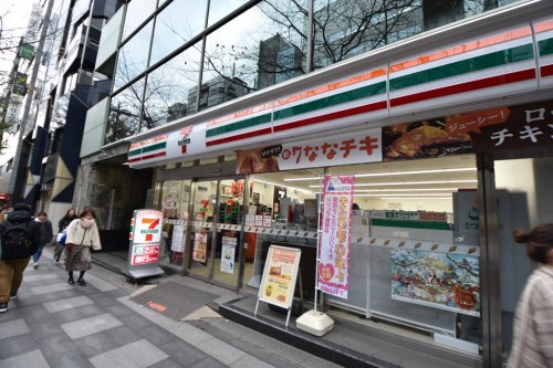 コンビニ　セブンイレブン 新宿曙橋通り店（コンビニ）まで417m
