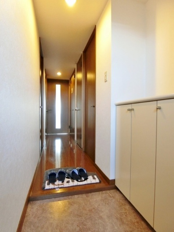 玄関　図面と現状に相違がある場合には現状を優先