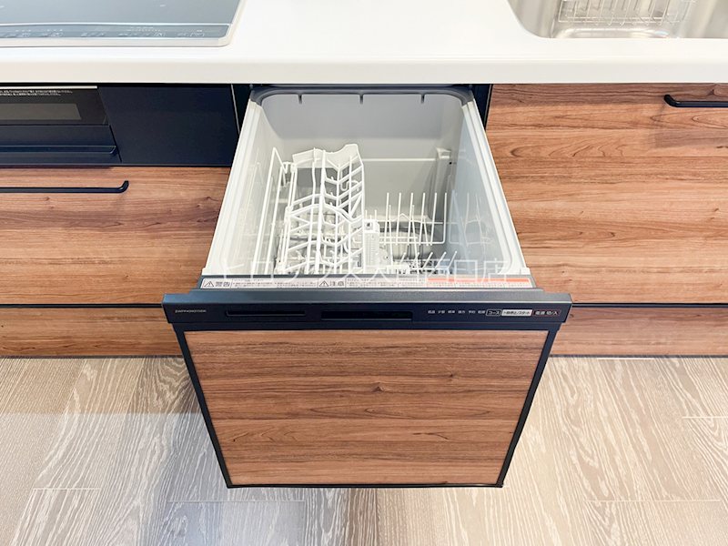 その他設備　食洗器付きで洗い物が楽になります。