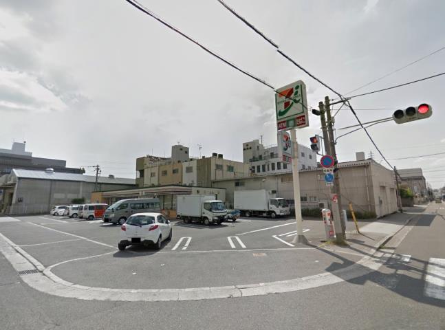 コンビニ　セブンイレブン（コンビニ）まで1428m