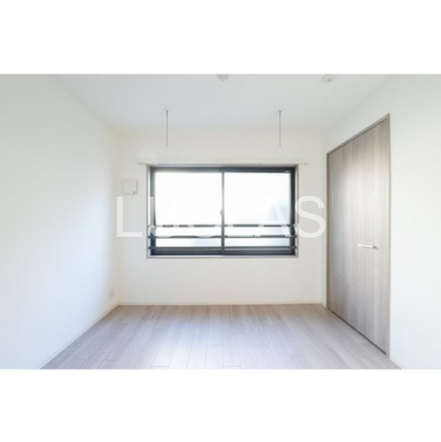 その他部屋・スペース　陽当りも良好で暖かい空間♪