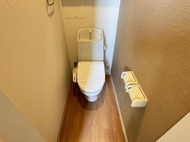 トイレ　シャワー付トイレ