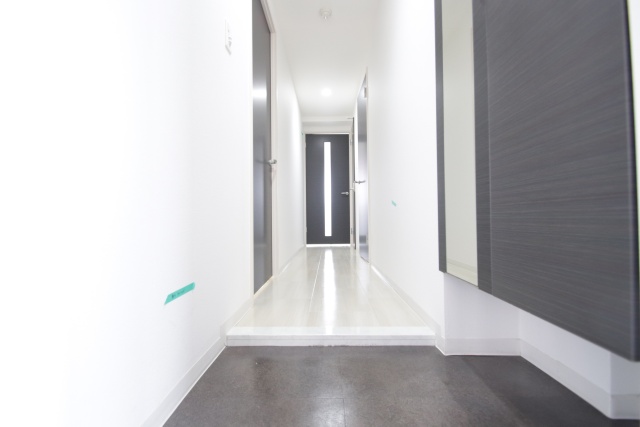 玄関　※別室の参考写真の為、現況優先です。