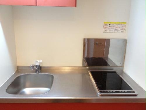 キッチン　コンロの仕様が異なる場合があります