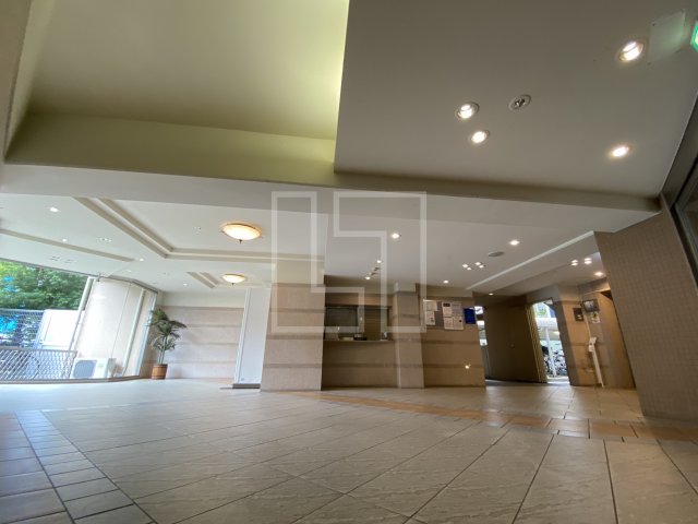 ロビー　ルクレ阿波座レジデンス　ロビー