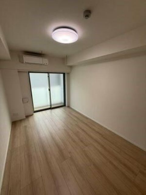 居室・リビング　南東向きなので暖かな日差しが入りますね♪