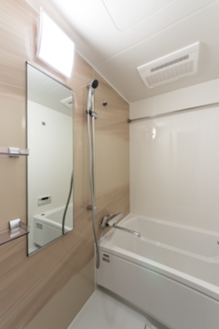 バス・シャワールーム　※写真は同タイプ住戸です。