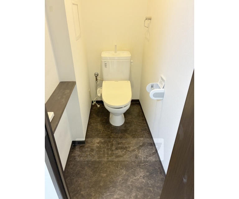 トイレ　広々トイレ