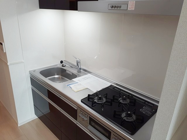 キッチン　ガス3口コンロ、システムキッチン♪