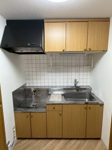 キッチン　コンパクトなキッチンで掃除もラクラク