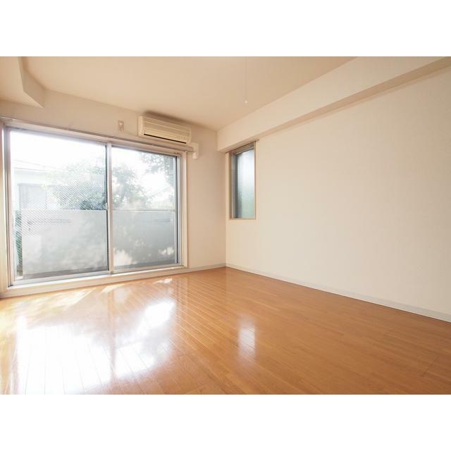 居室・リビング　※別部屋参考写真