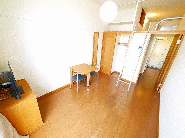 居室・リビング　使いやすい居間です