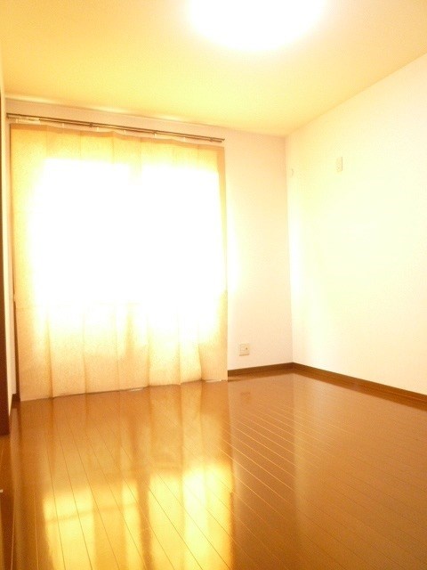 居室・リビング　※写真は201号室のお部屋です。