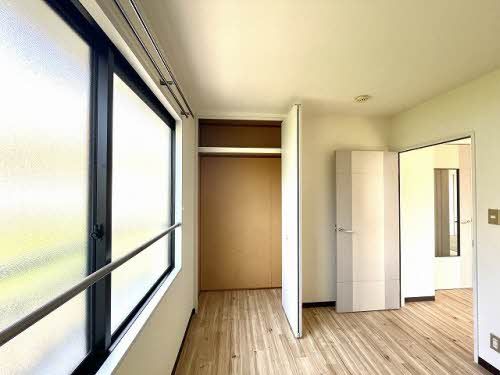 収納　洋室収納