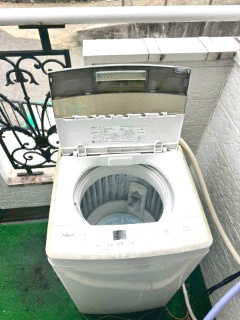 バルコニー　洗濯機は残置物になります。