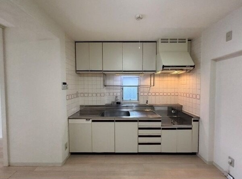 キッチン　図面と現状に相違がある場合には現状を優先