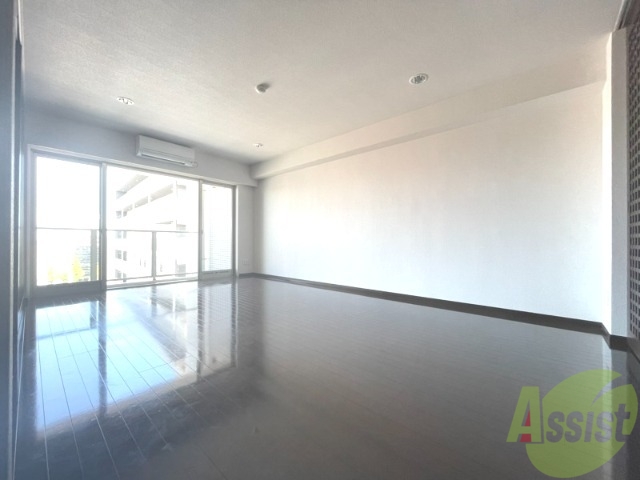 居室・リビング　１０．８４帖のリビングです。広々としていますね。