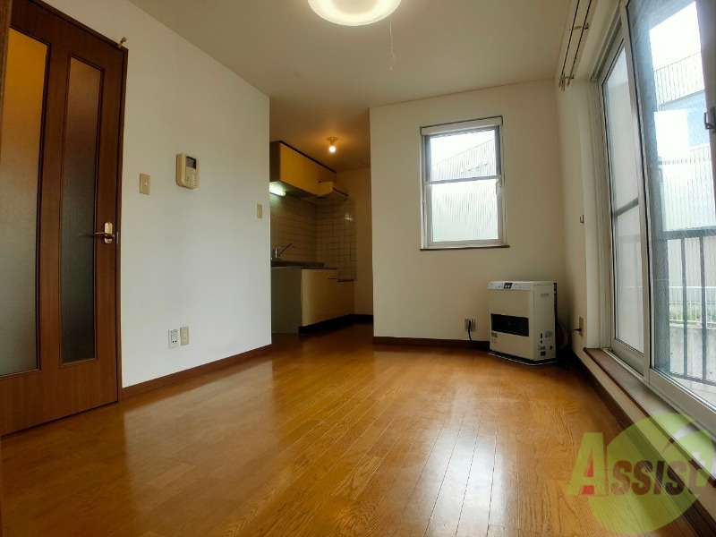 居室・リビング　広くてキレイなＬＤＫが広がっていて、充実した生活が送れそう。