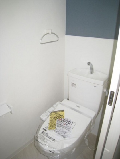 トイレ　※別部屋の写真です