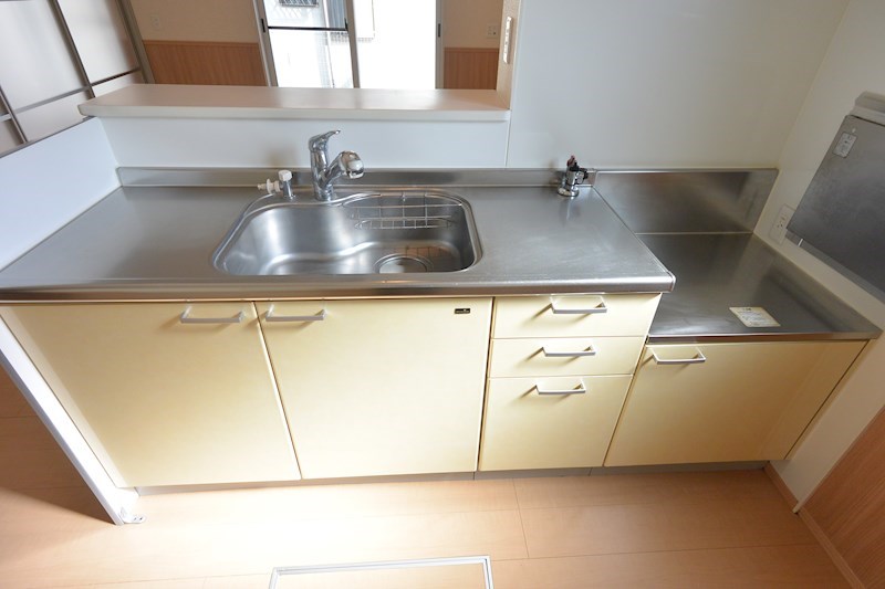 キッチン　2口ガスコンロ設置可能