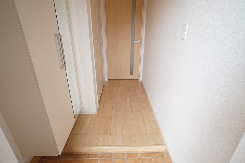 玄関　図面と現状に相違がある場合には現状を優先