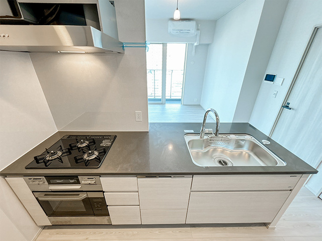 キッチン　※写真は同タイプ住戸です。