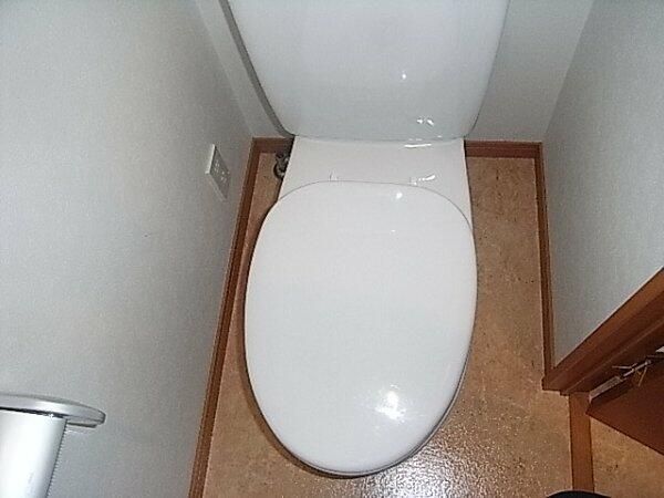 トイレ　トイレもきれいです