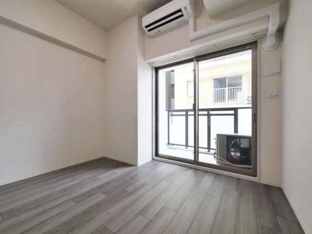 居室・リビング　※別室の参考写真の為、現況優先です。