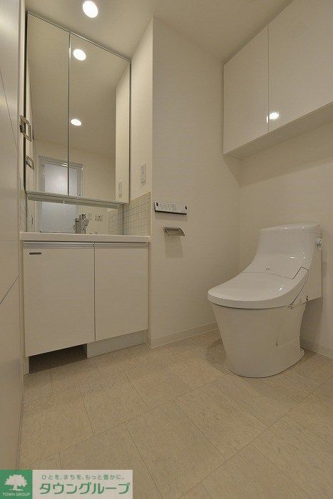 トイレ　カラータイプ異なります