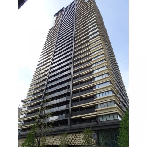 エントランス　落ち着いたエントランスです