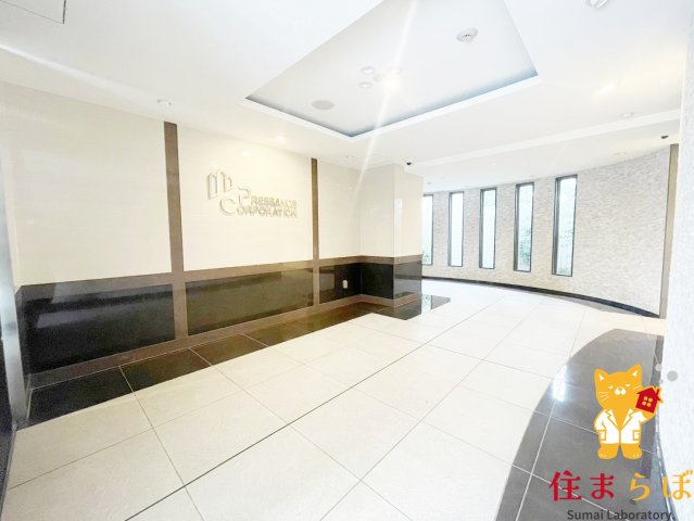 エントランス　「暮らしの設計図は、ここから始まります。」