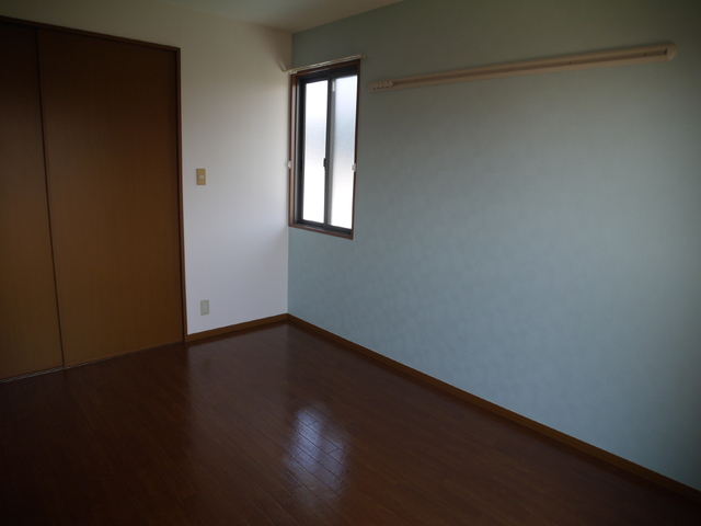 その他部屋・スペース　角部屋なので窓がございます♪