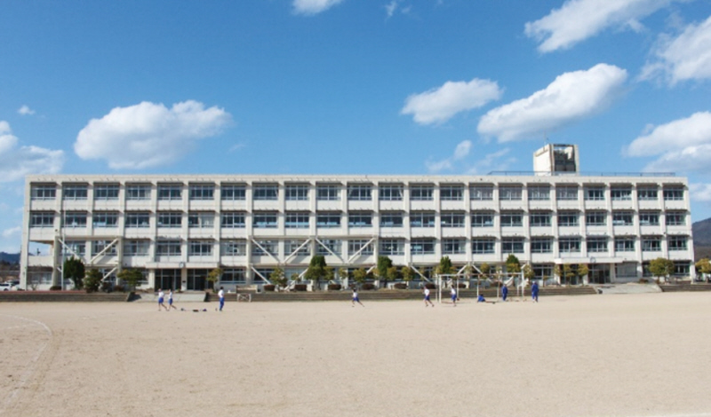 中学校　福崎東中学校（中学校）まで1898m