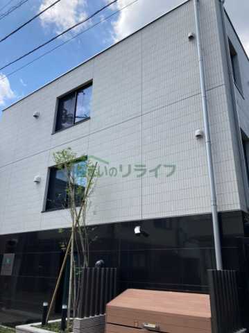 建物外観　リライフ下北沢店