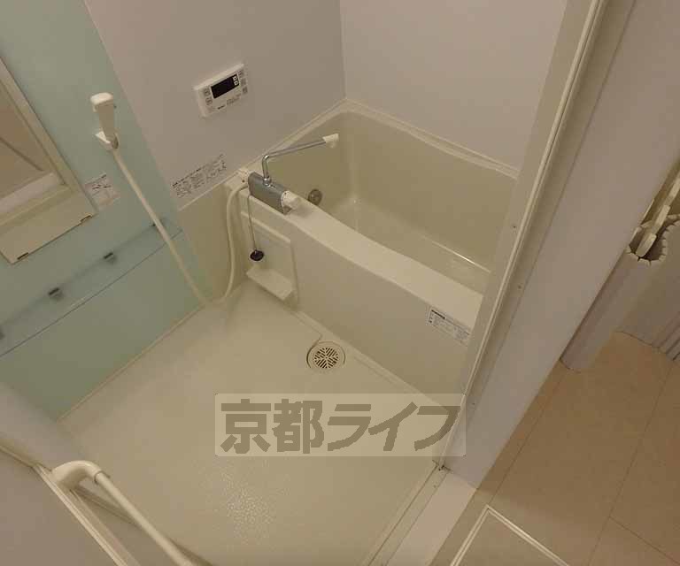 バス・シャワールーム　浴室写真です。